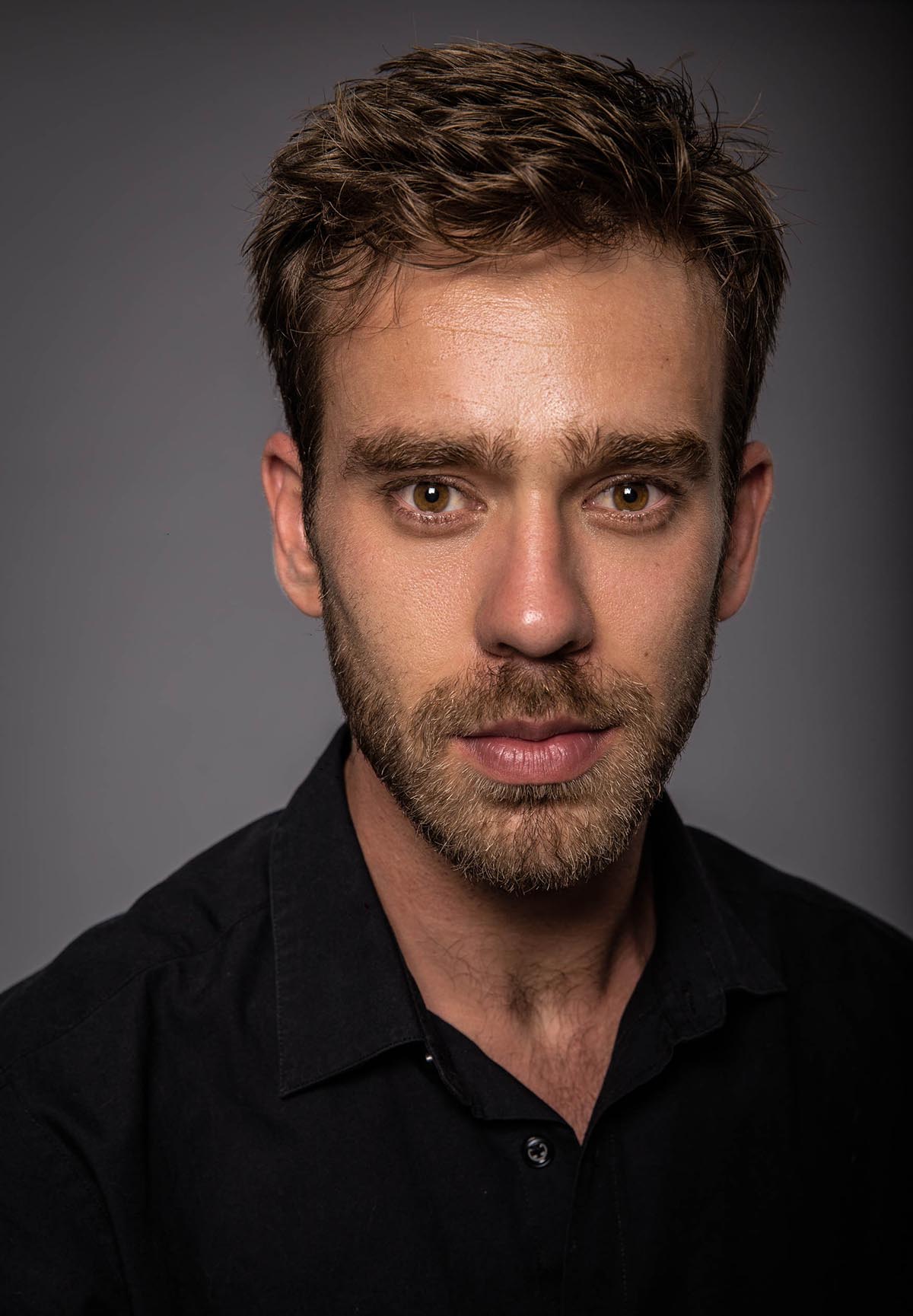 Emilio Flores Actor